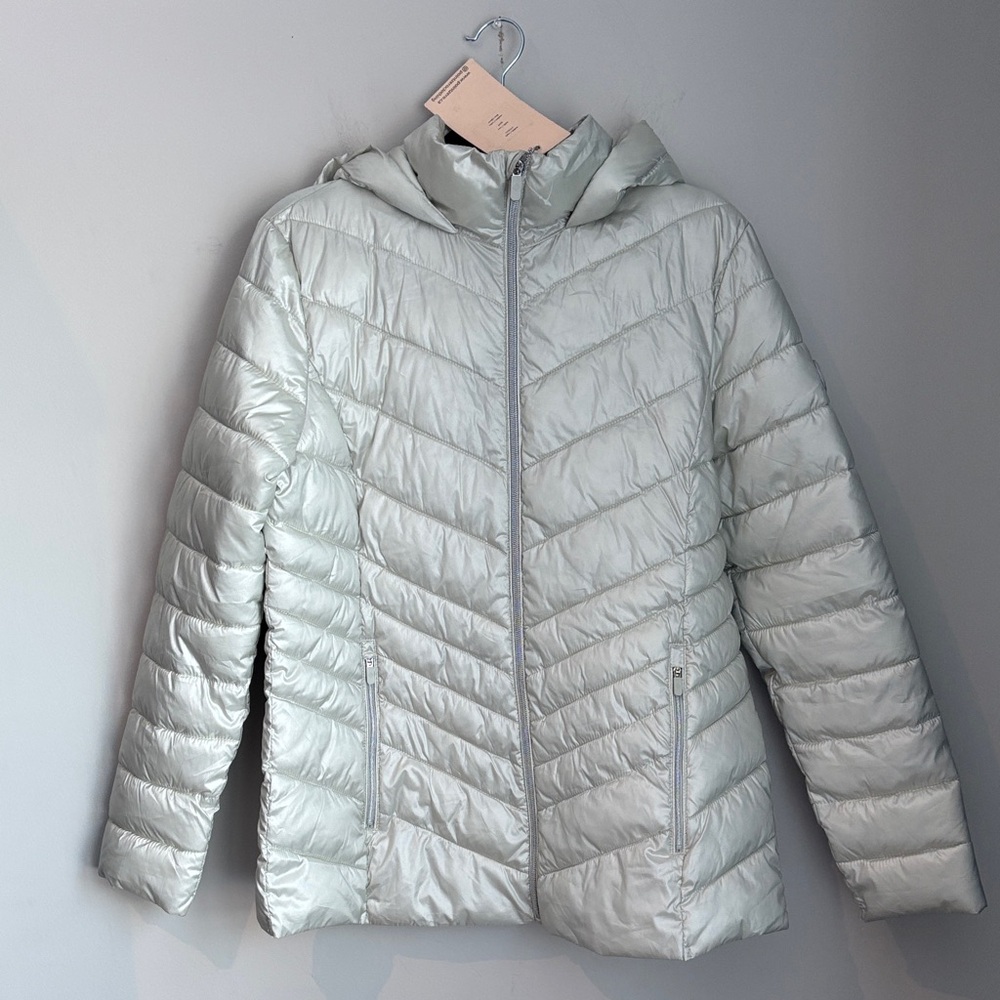 Point Zero Women's Light Gray Puffer Jacket